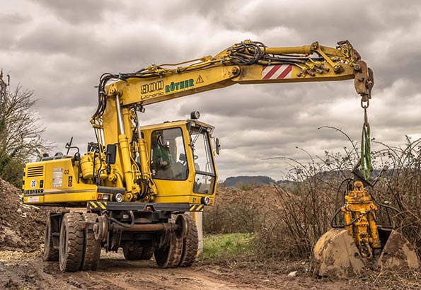 推土机保养全攻略:让设备更耐用